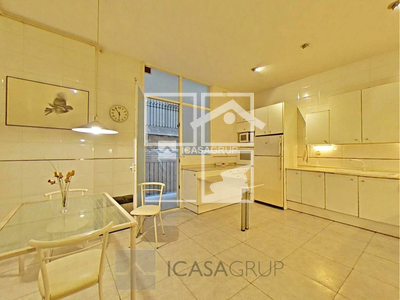 Inmueble en Calle Mallorca     Principal, Barcelona