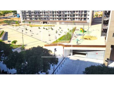 Local en Coll i Pujol, Badalona Barcelona