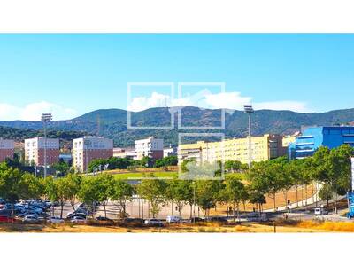 Local en Coll i Pujol, Badalona Barcelona