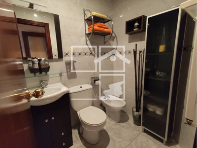 Inmueble en Calle Borges Blanques    bajos , Barcelona