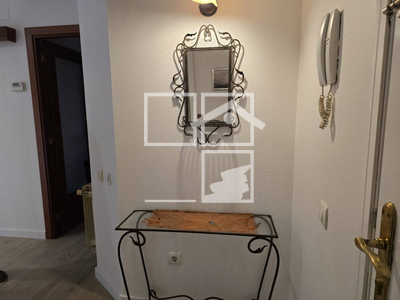 Inmueble en Calle Borges Blanques    bajos , Barcelona