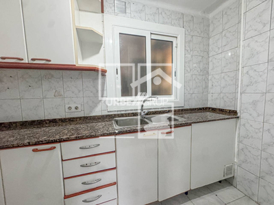 Local en Calle Enric Granados    3, Martorell Barcelona